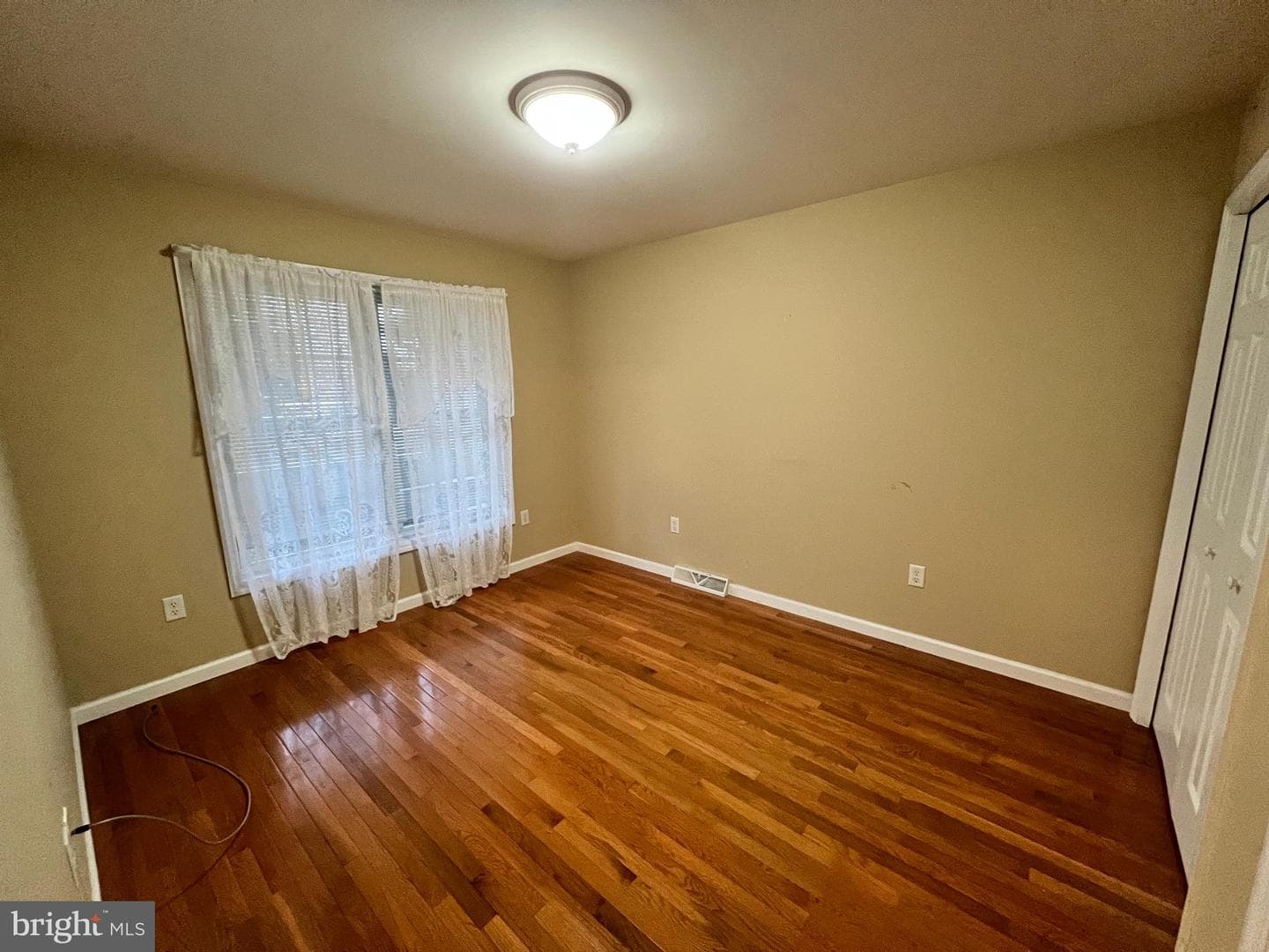 413 Thrush Drive photo 9