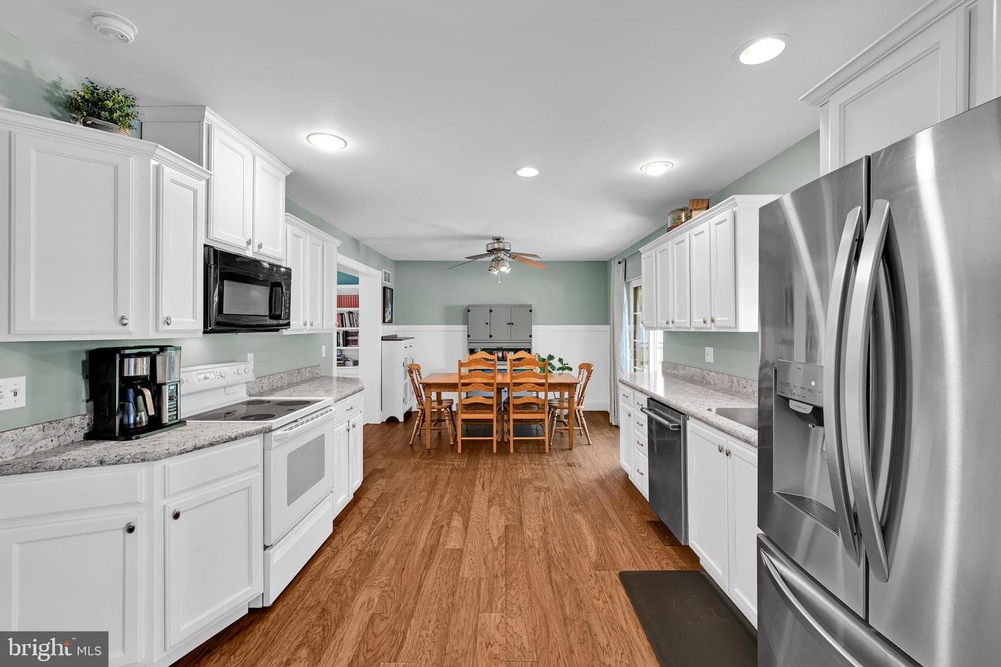217 Spruce Street photo 14