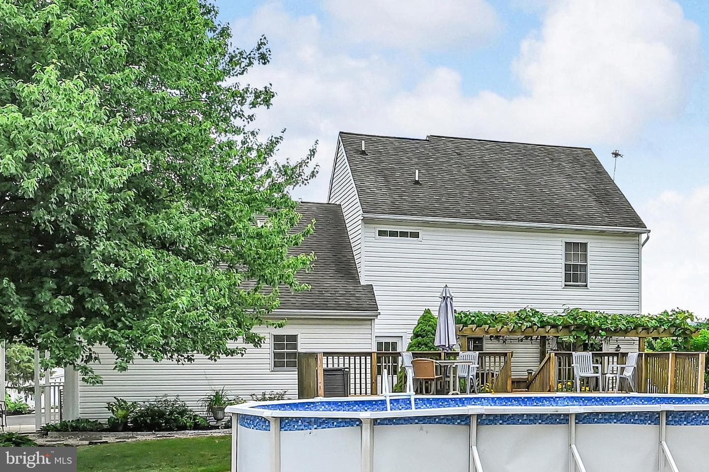 217 Spruce Street photo 43
