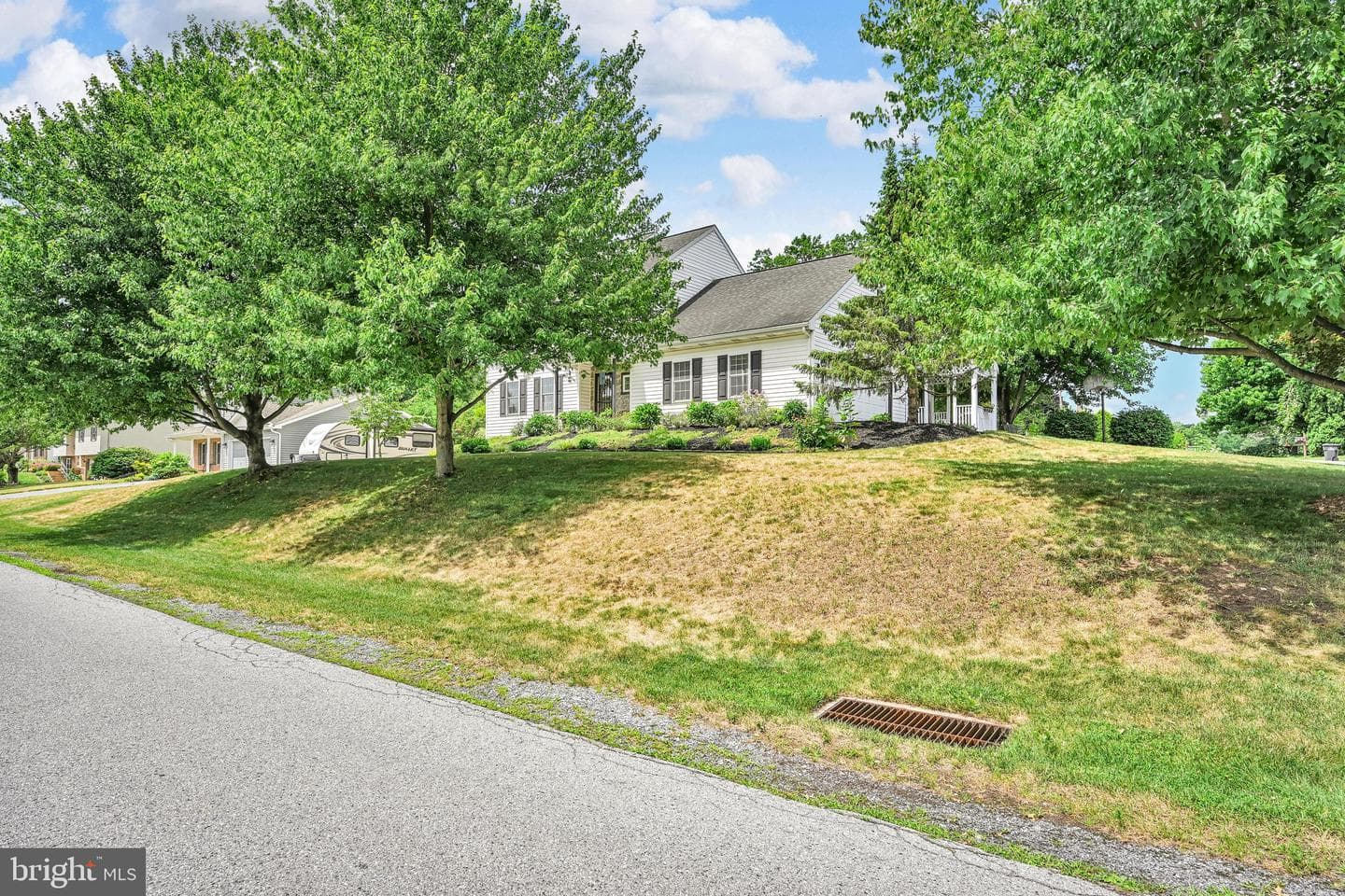 217 Spruce Street photo 46