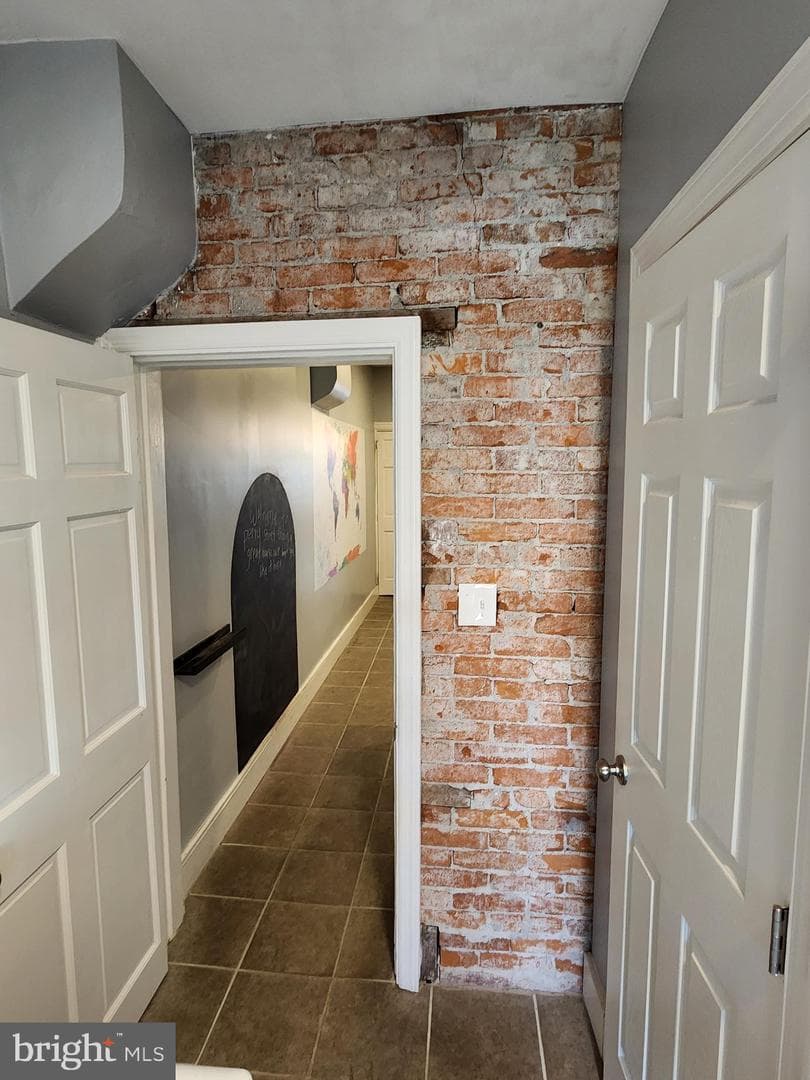 208 Perry Street photo 11