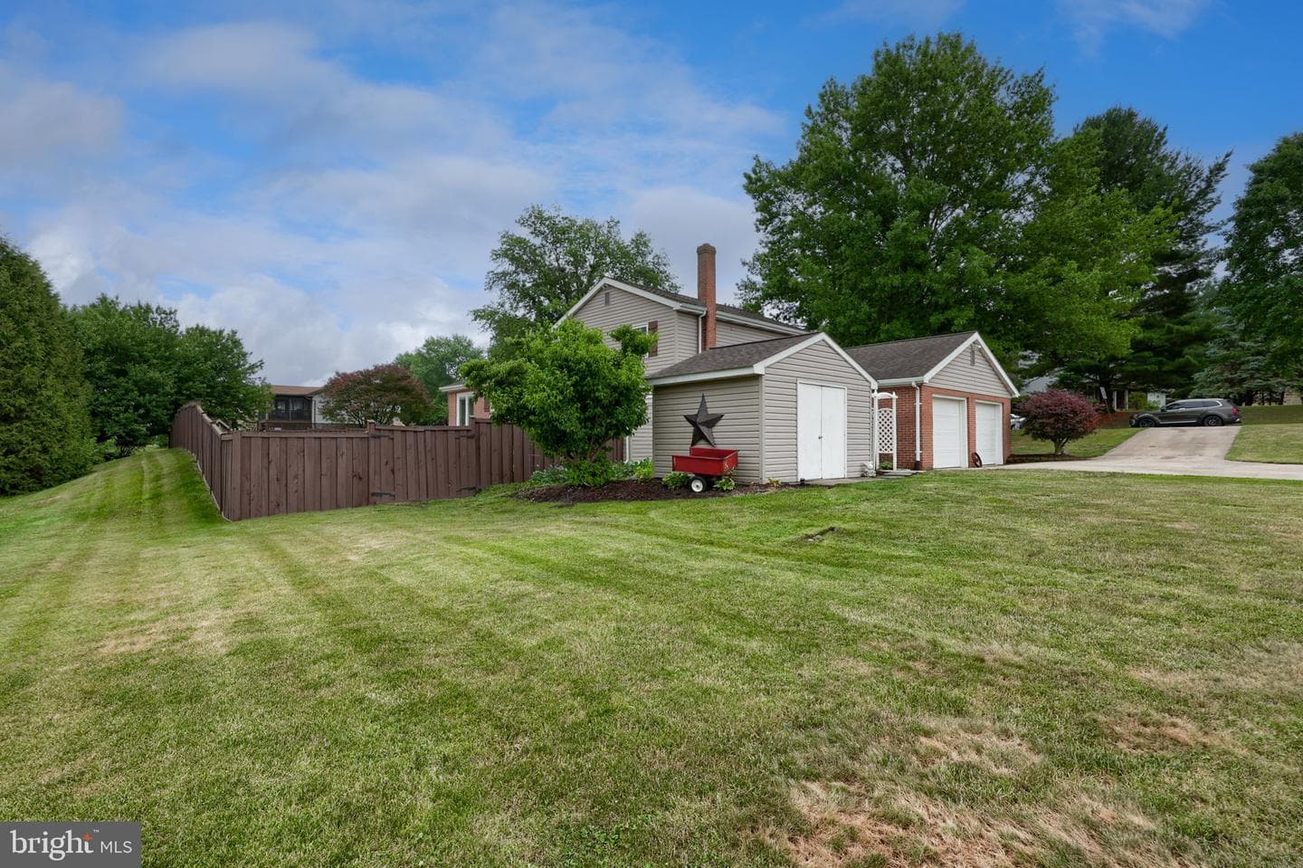 2107 Ashwood Lane photo 56