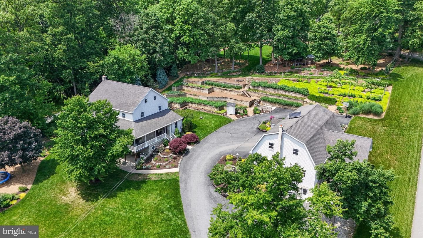257 Hill Road photo 4