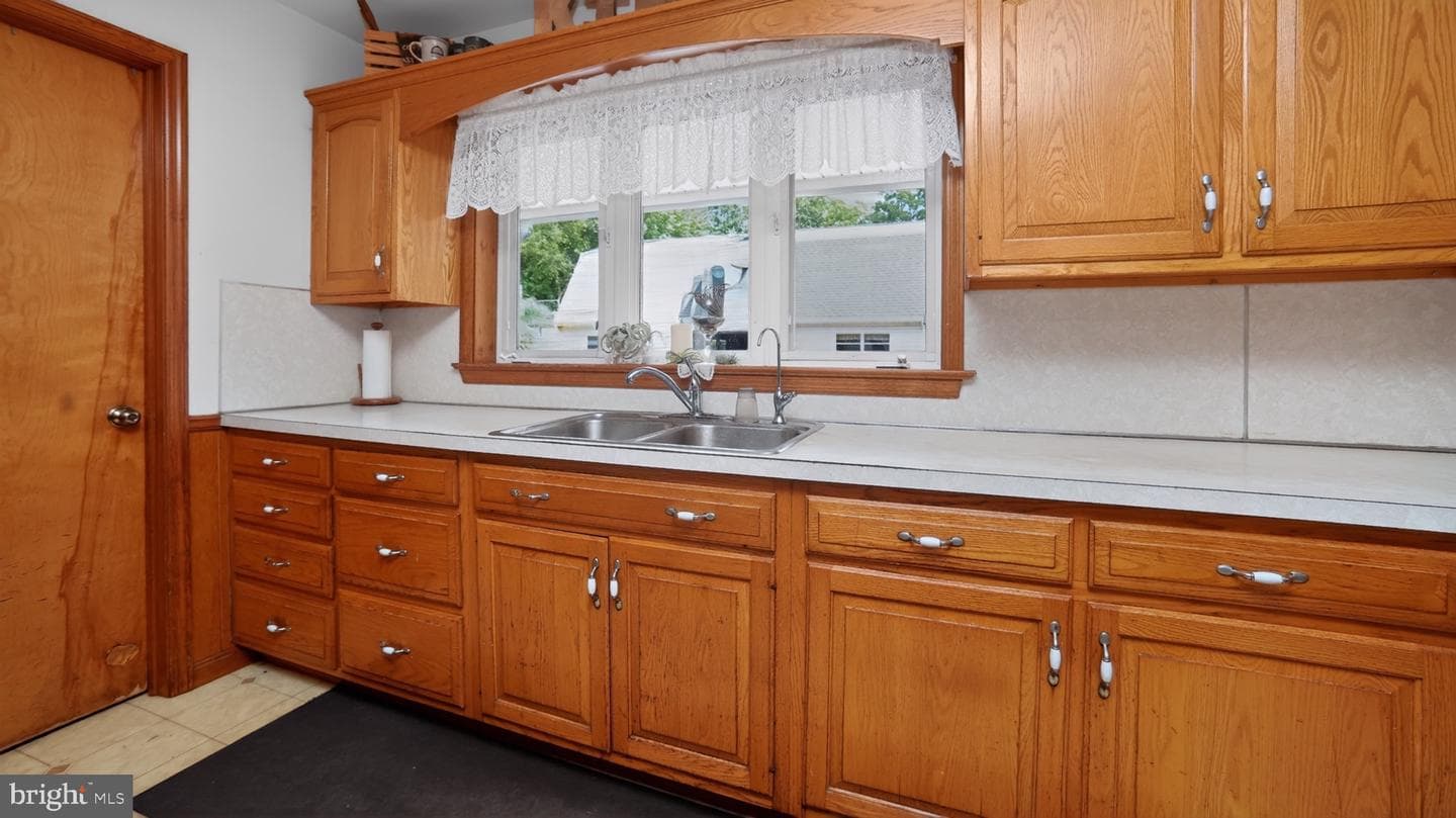 257 Hill Road photo 55