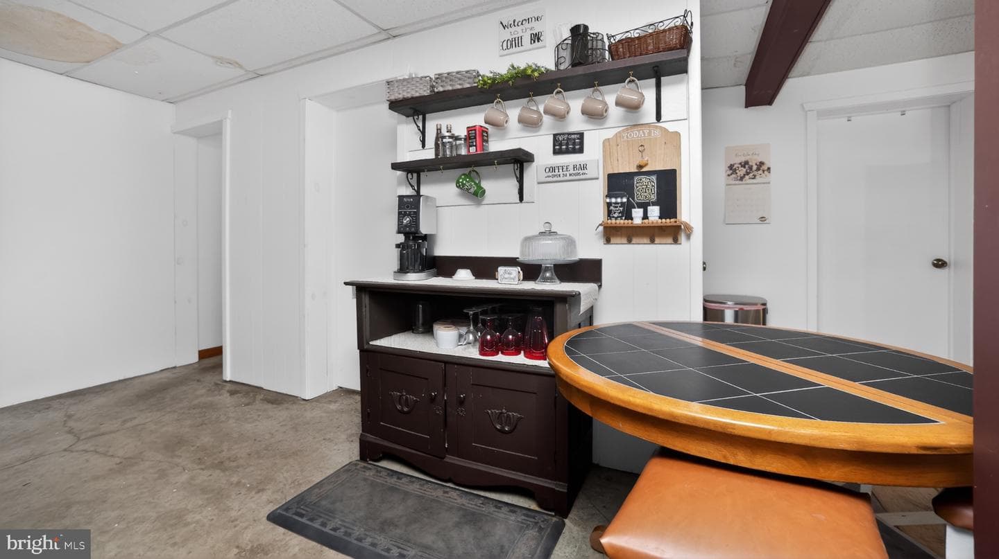 257 Hill Road photo 78