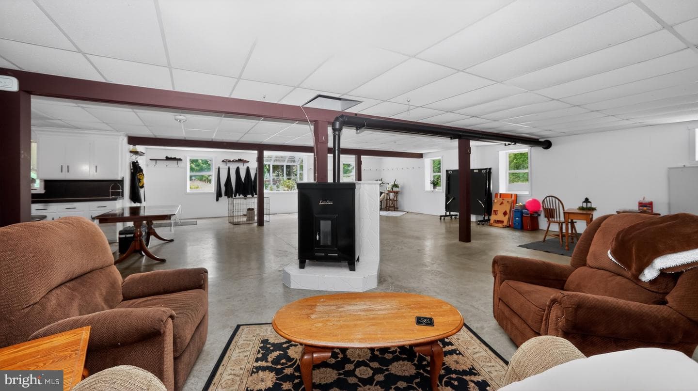 257 Hill Road photo 80