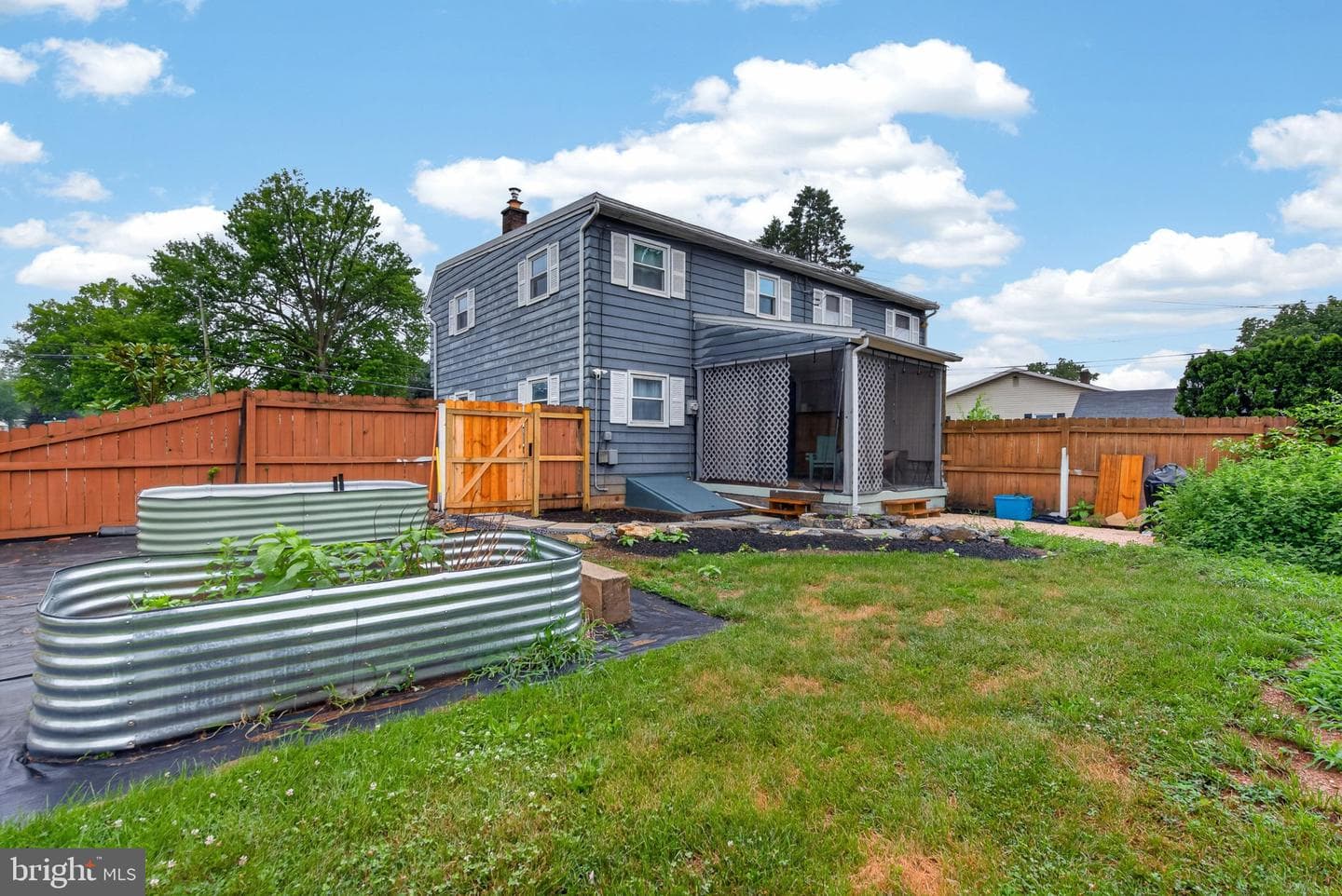 501 General Sutter Avenue photo 4