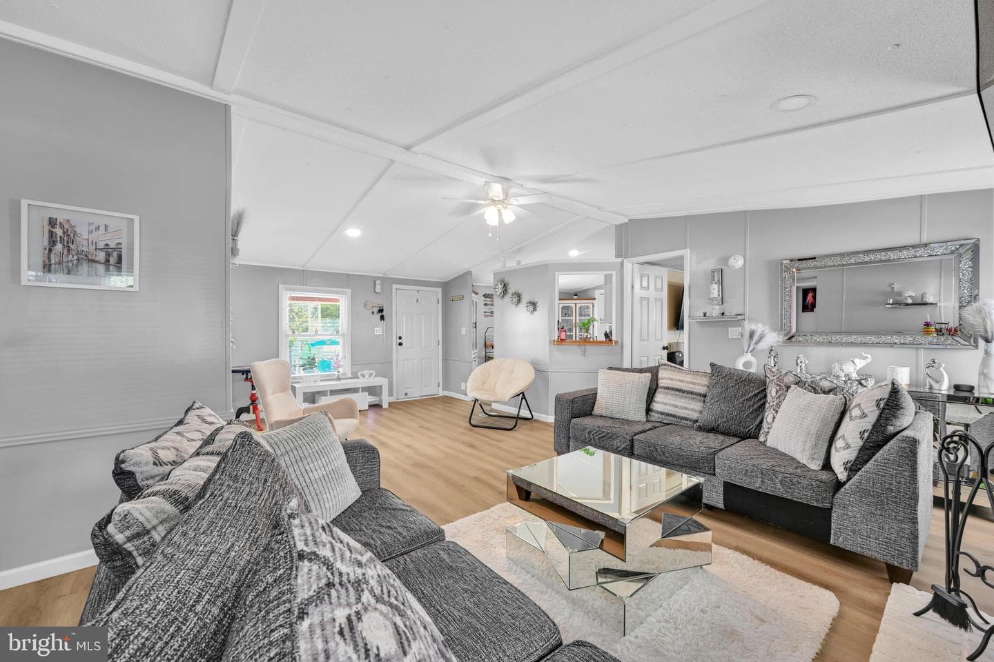 200 Finch Court photo 11