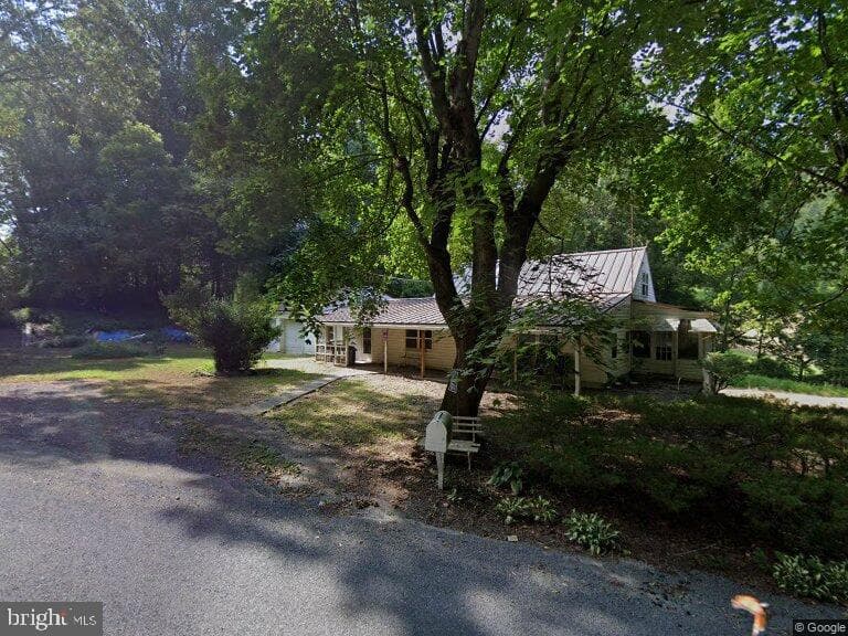 35 Pittsburg Hill Road, Conestoga