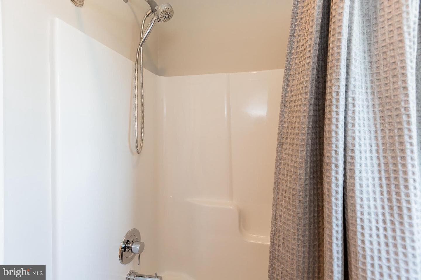 425 E Delp Road photo 91
