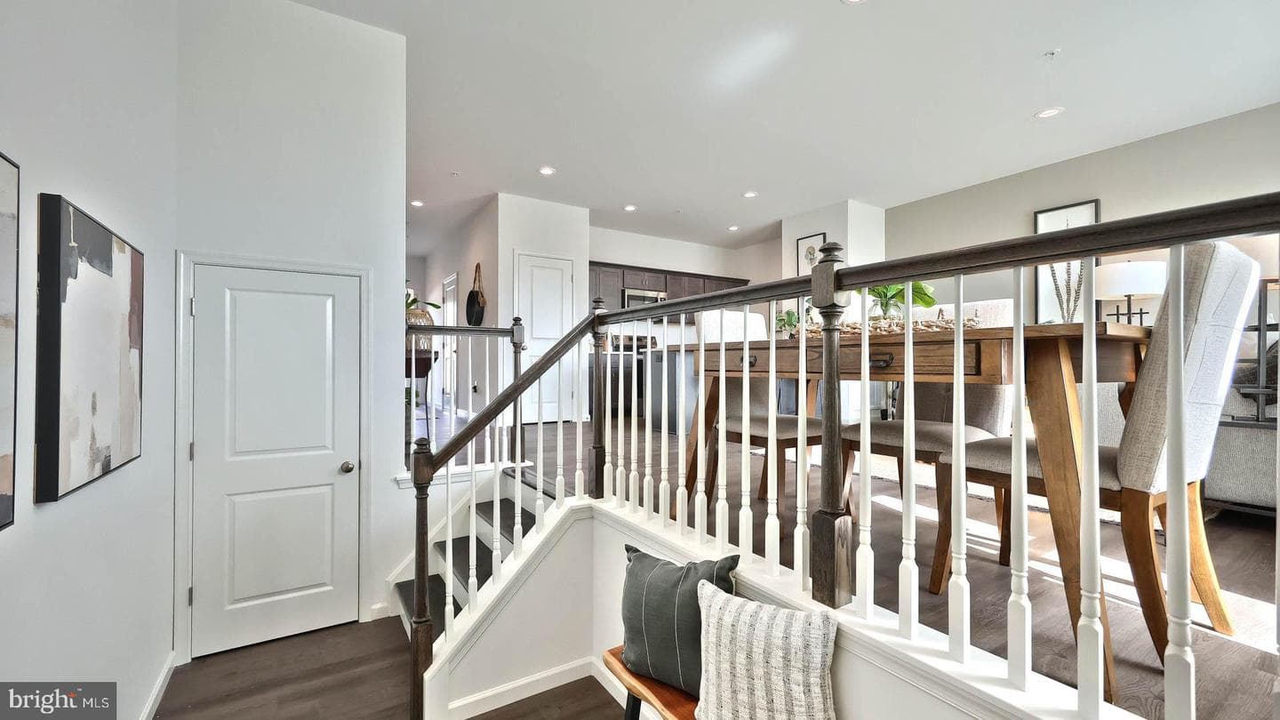 79 N Conifer Drive photo 4
