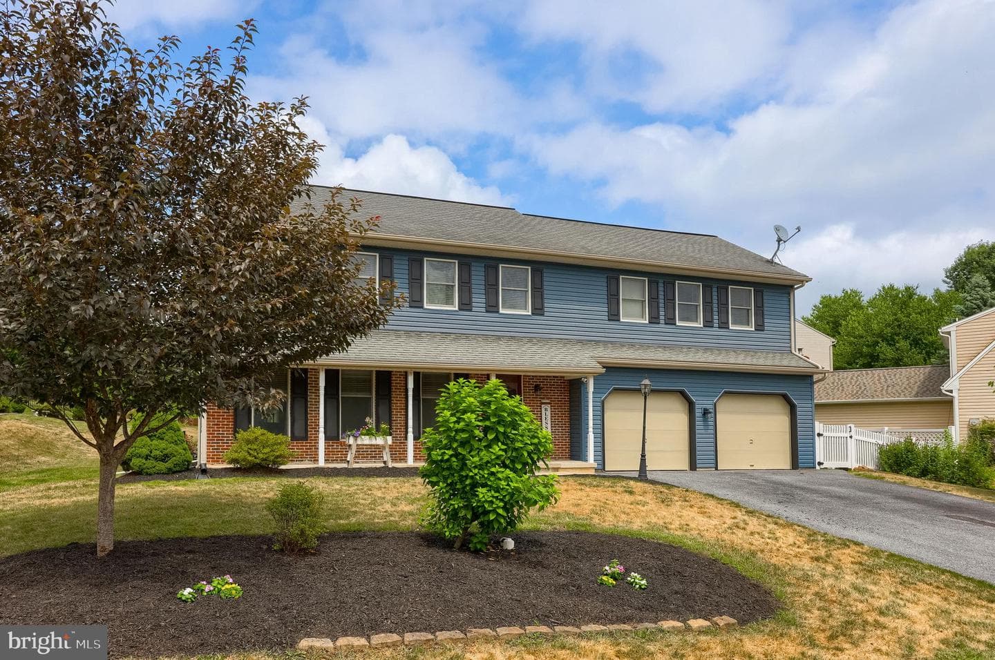 323 Knights Bridge Way, Lititz