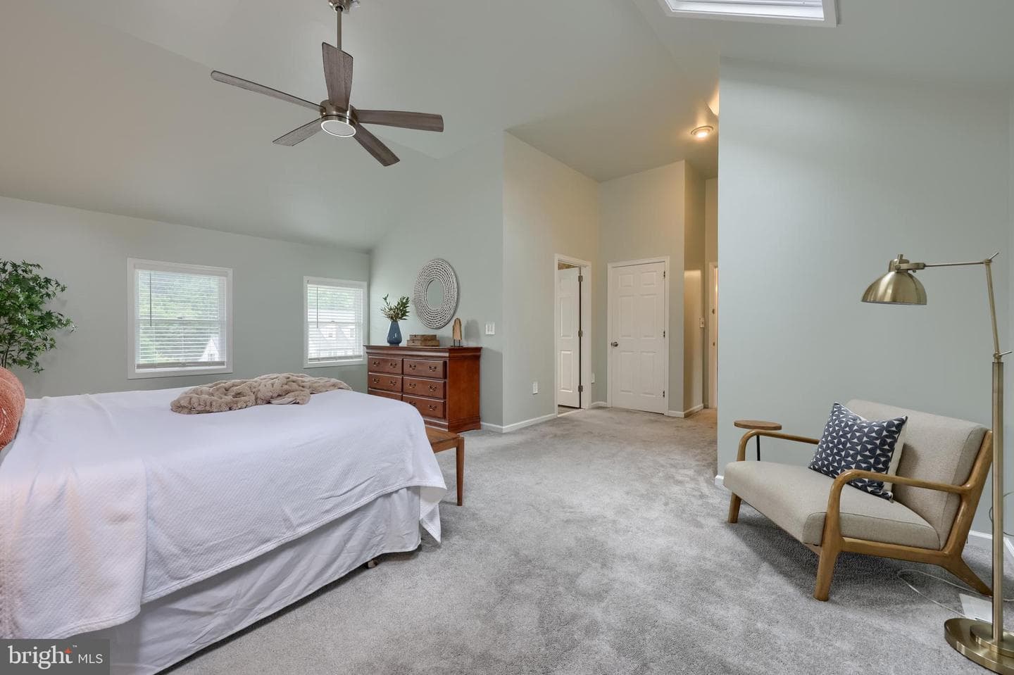 323 Knights Bridge Way photo 24