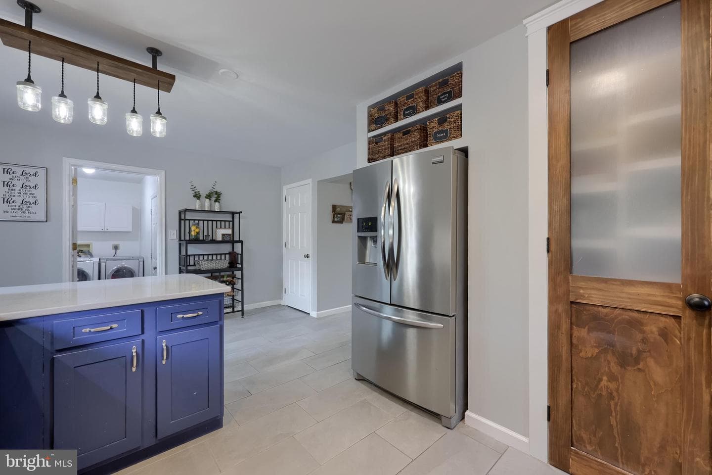 323 Knights Bridge Way photo 44