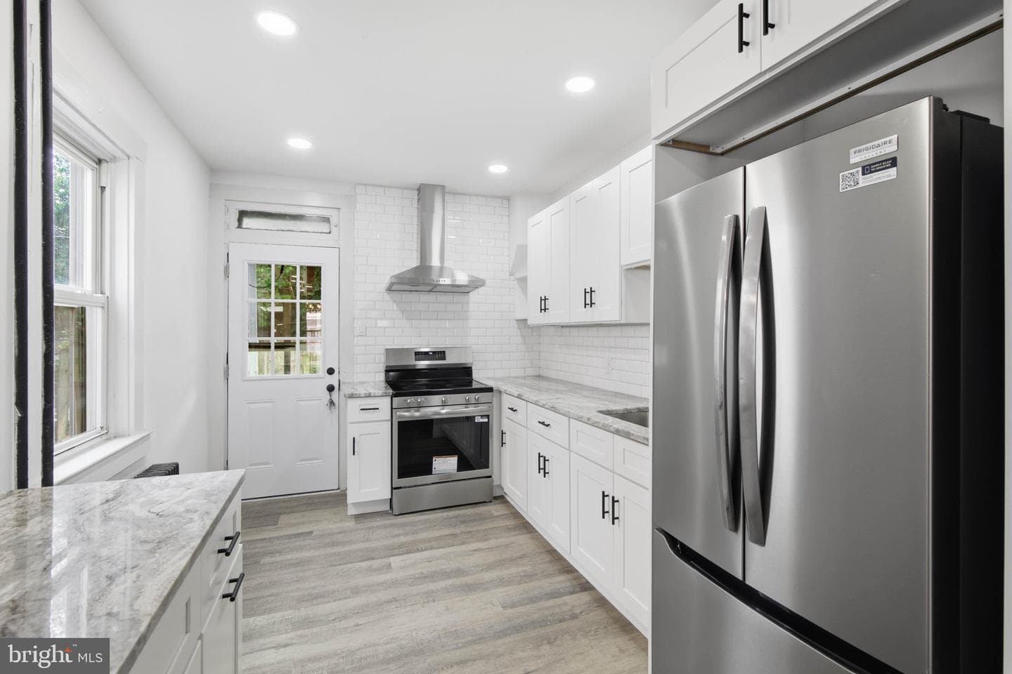 923 Lititz Avenue photo 9