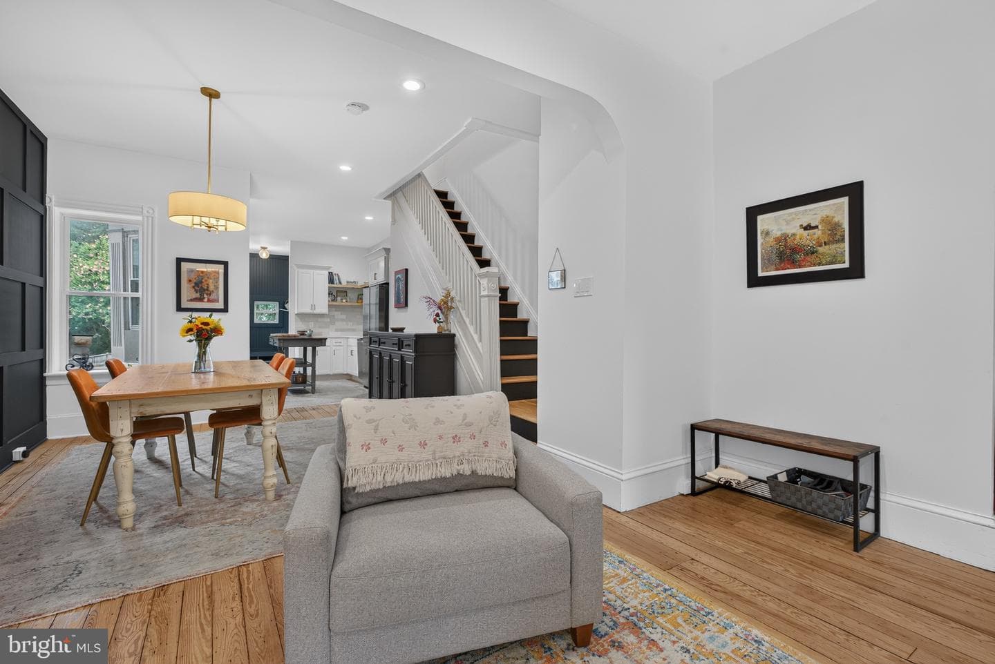 225 Elm Street photo 4