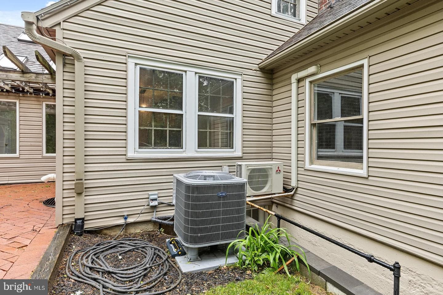 20 Clayton Avenue photo 5