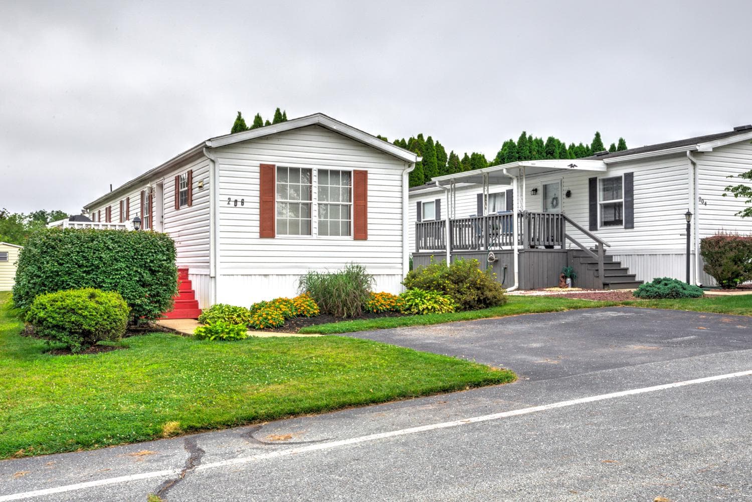 206 Saddleford Court N photo 3