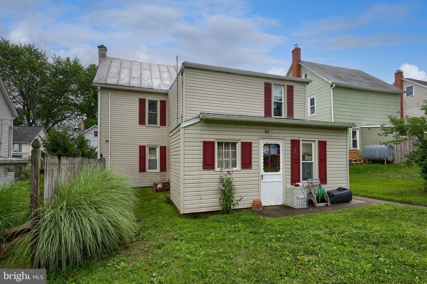 945 Maple Street photo 26