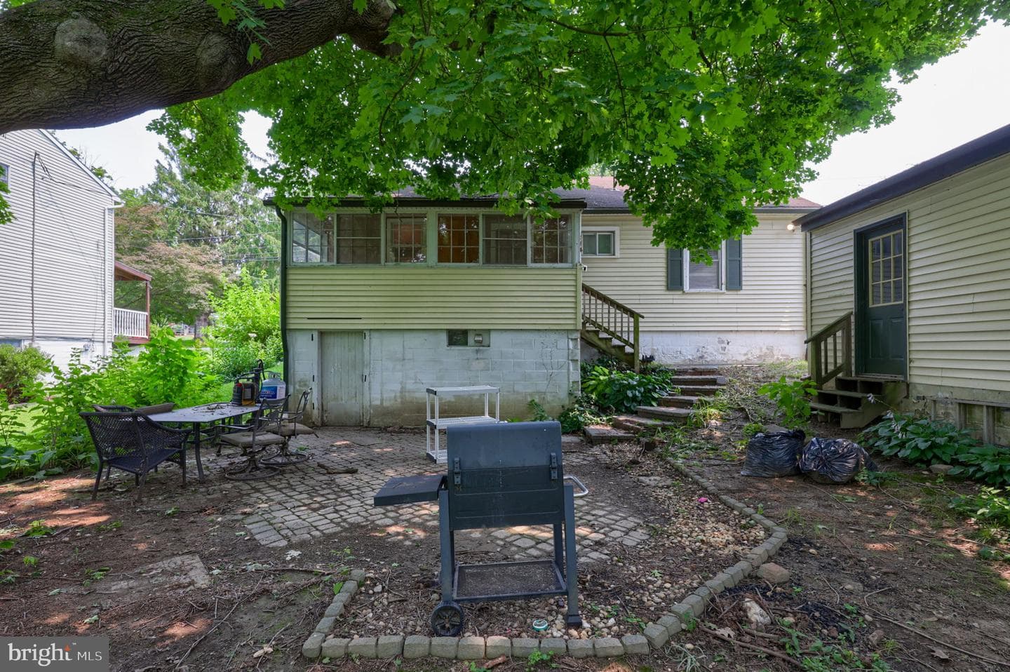 138 Crest Avenue photo 21