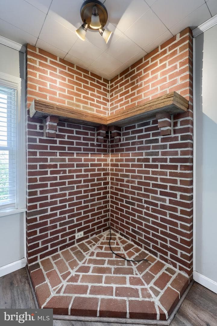 138 Crest Avenue photo 8