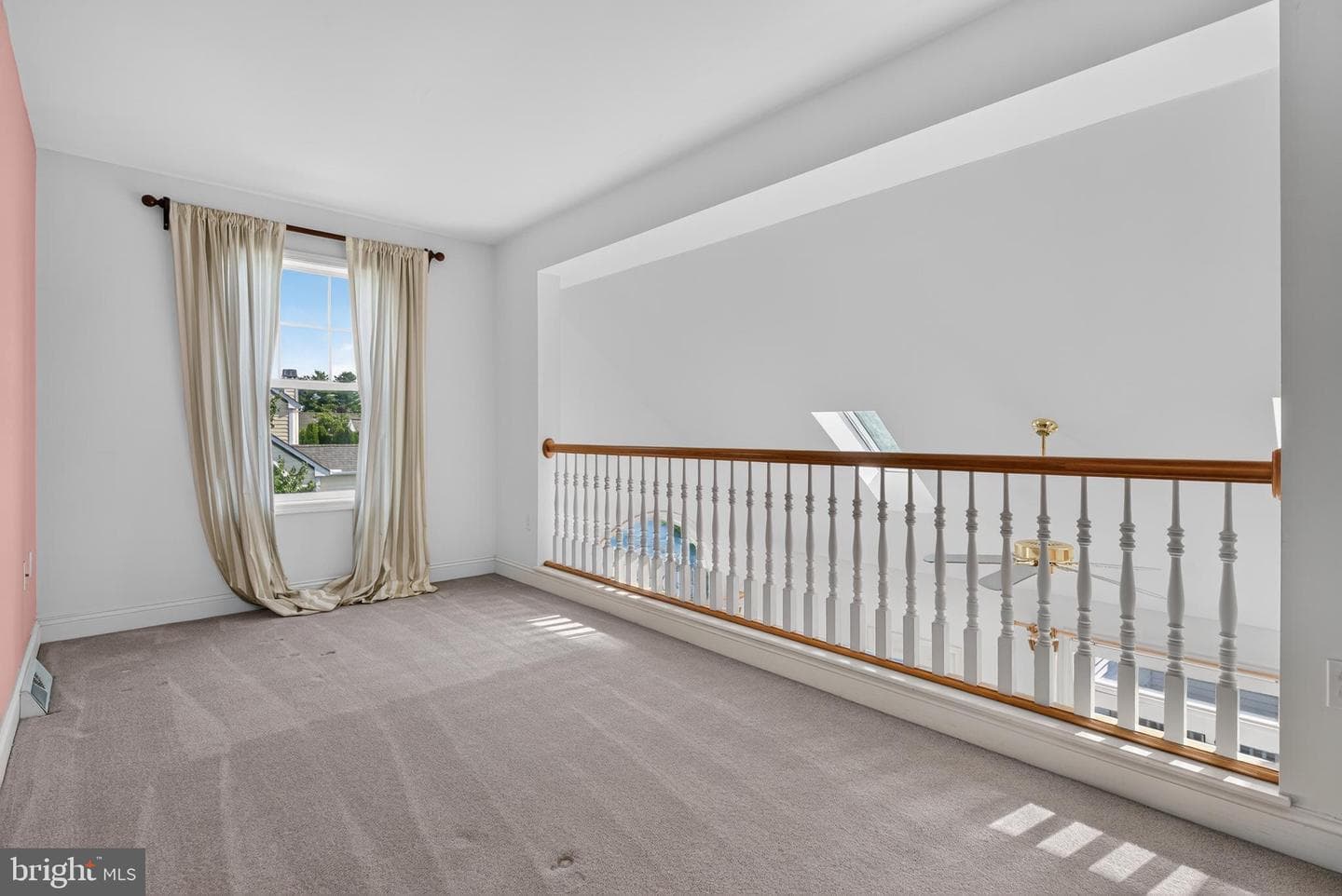 1001 Kent Gdn photo 29