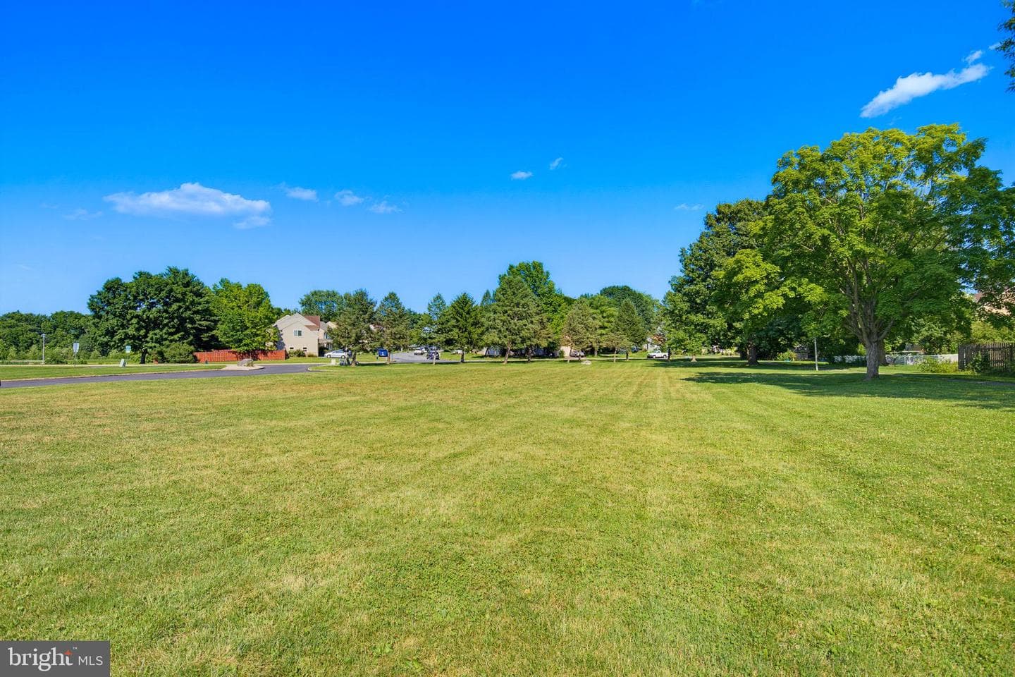 2792 Madison Court photo 19