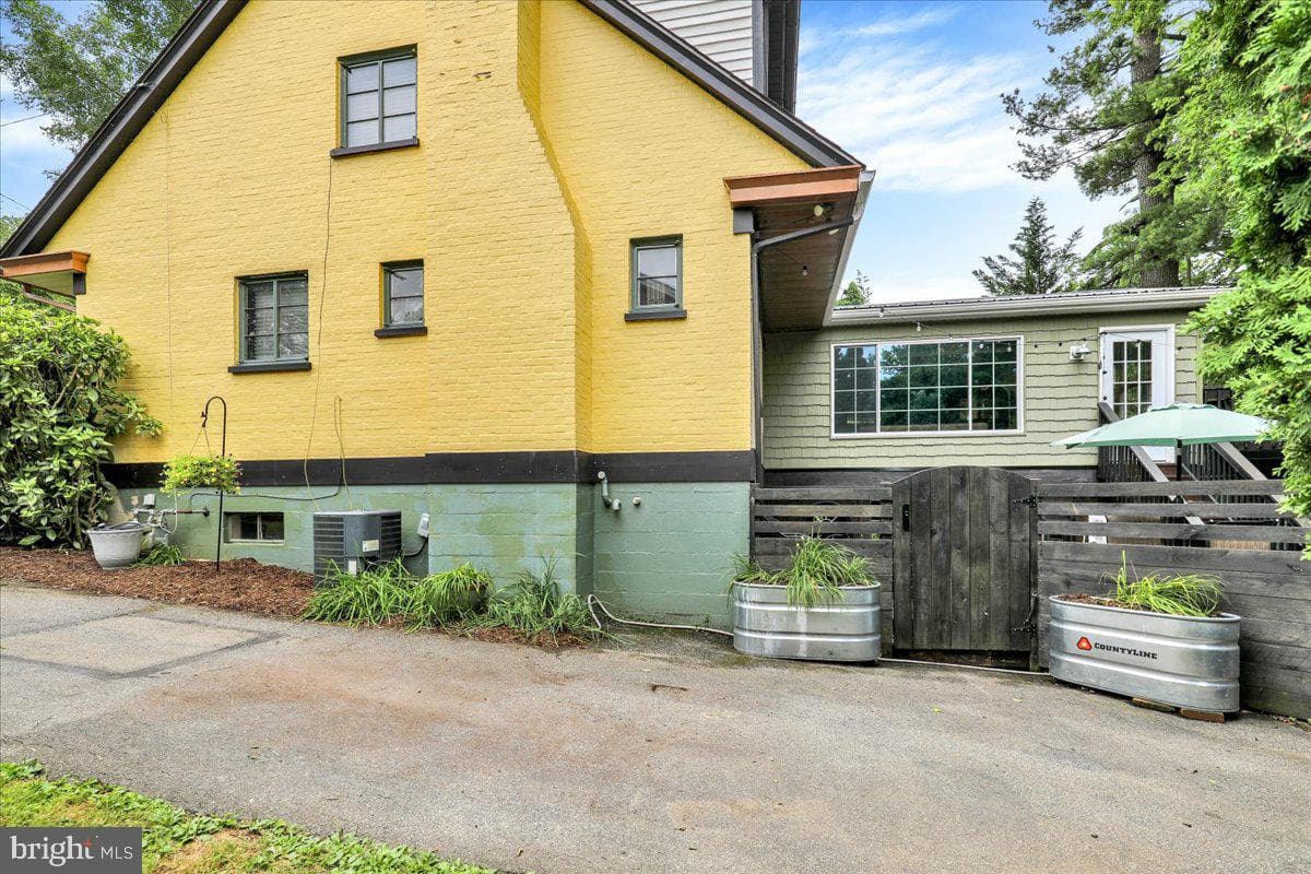 16 Jackson Drive photo 49