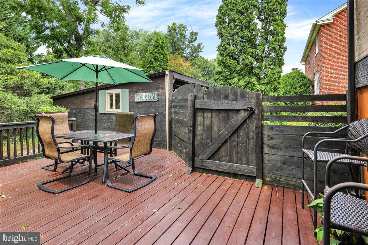 16 Jackson Drive photo 51