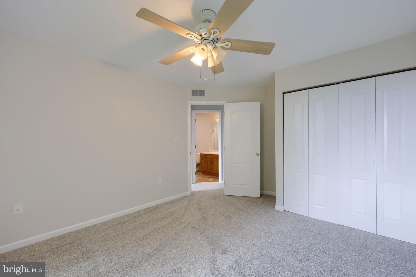 212 Eagle Drive photo 21