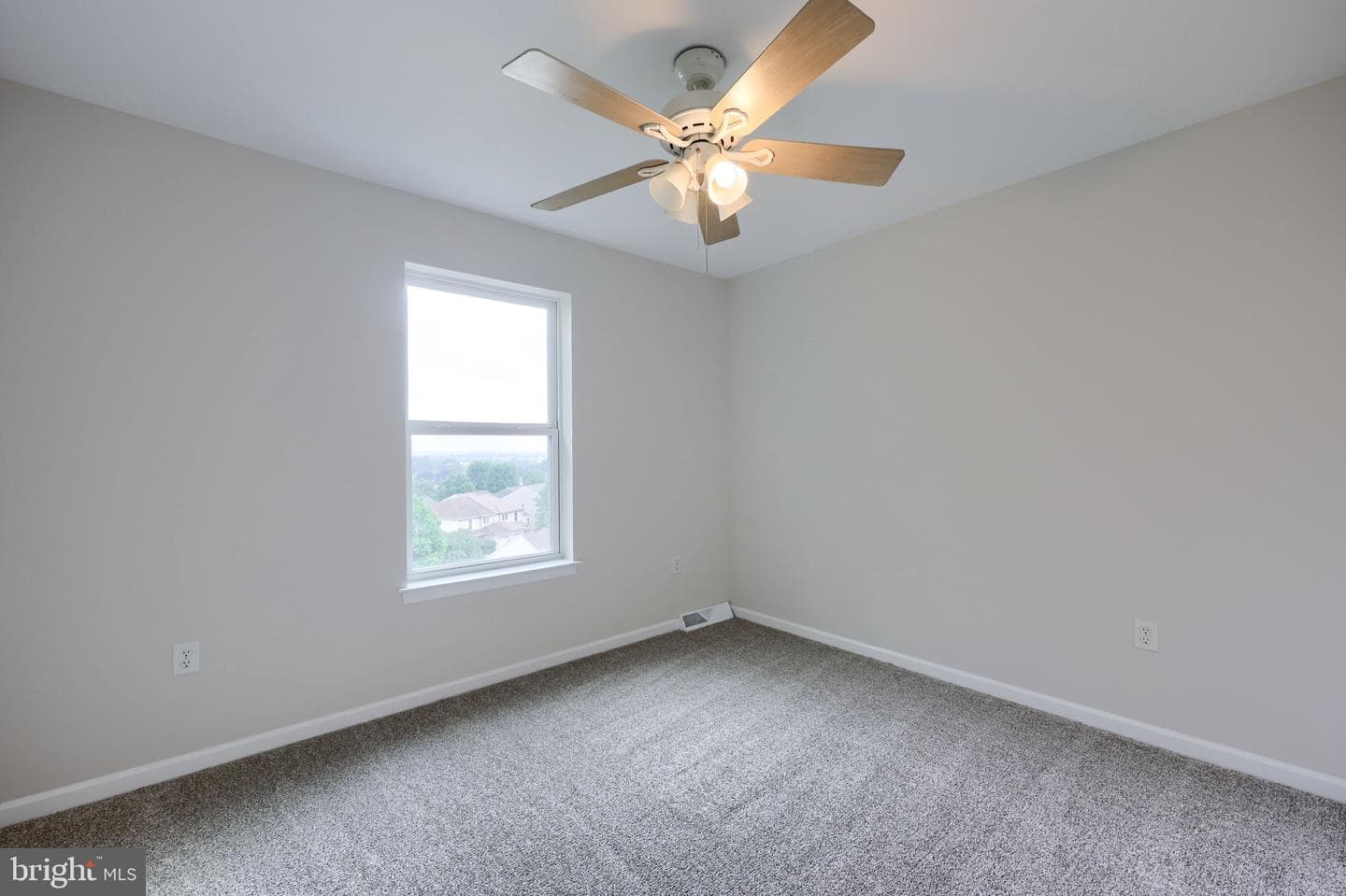 212 Eagle Drive photo 22