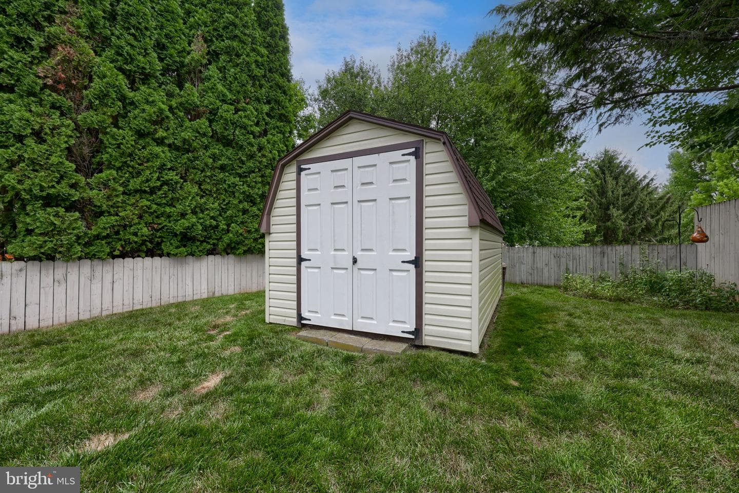 10 Lakeview Place photo 23