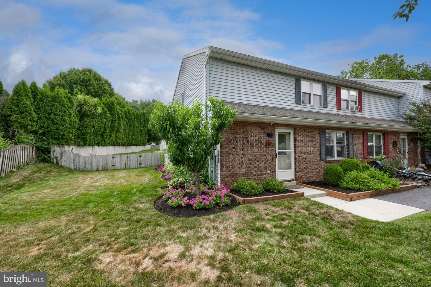 10 Lakeview Place photo 25