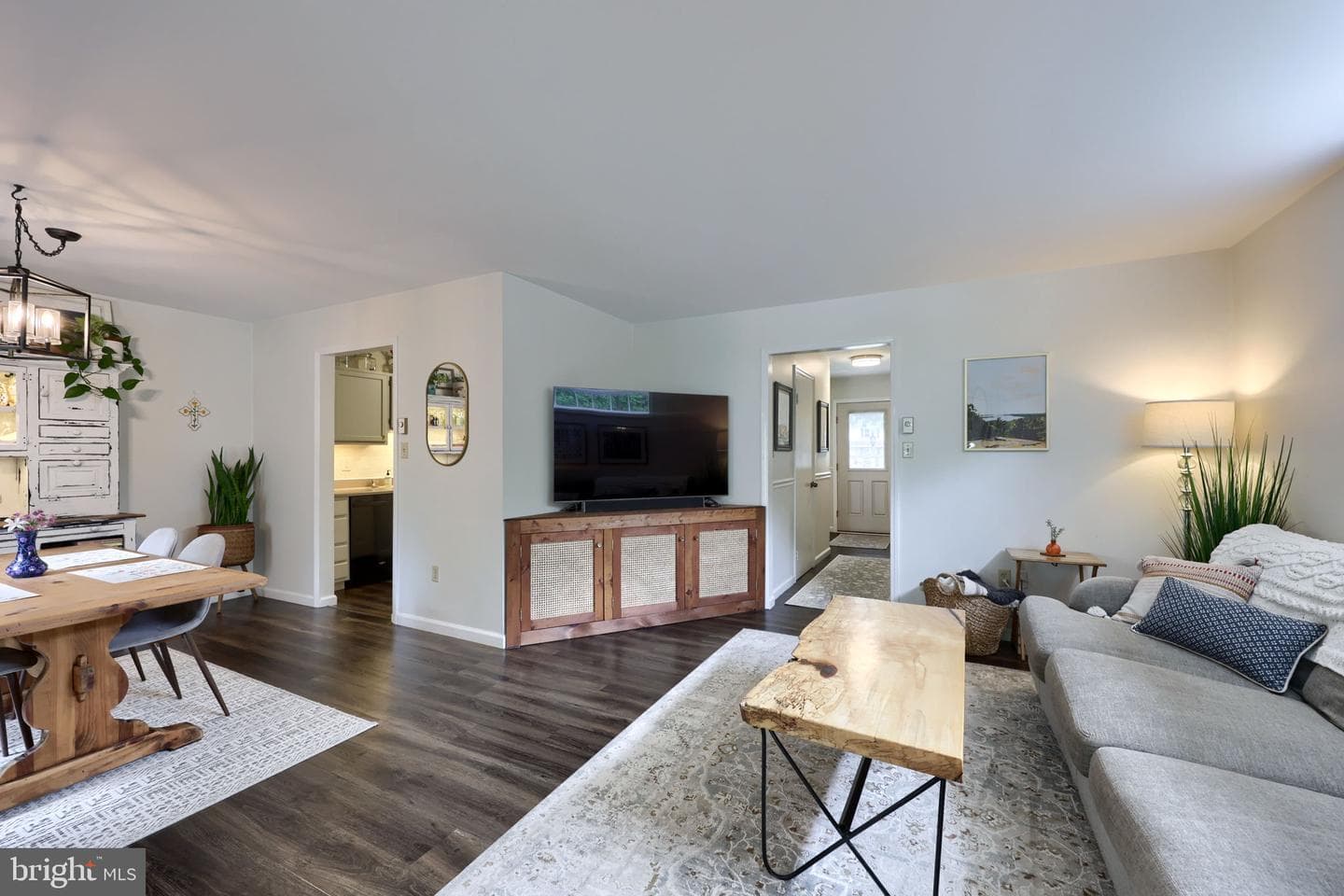 10 Lakeview Place photo 4