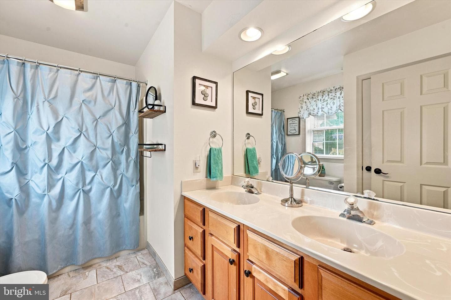 121 Meadowview Drive photo 14