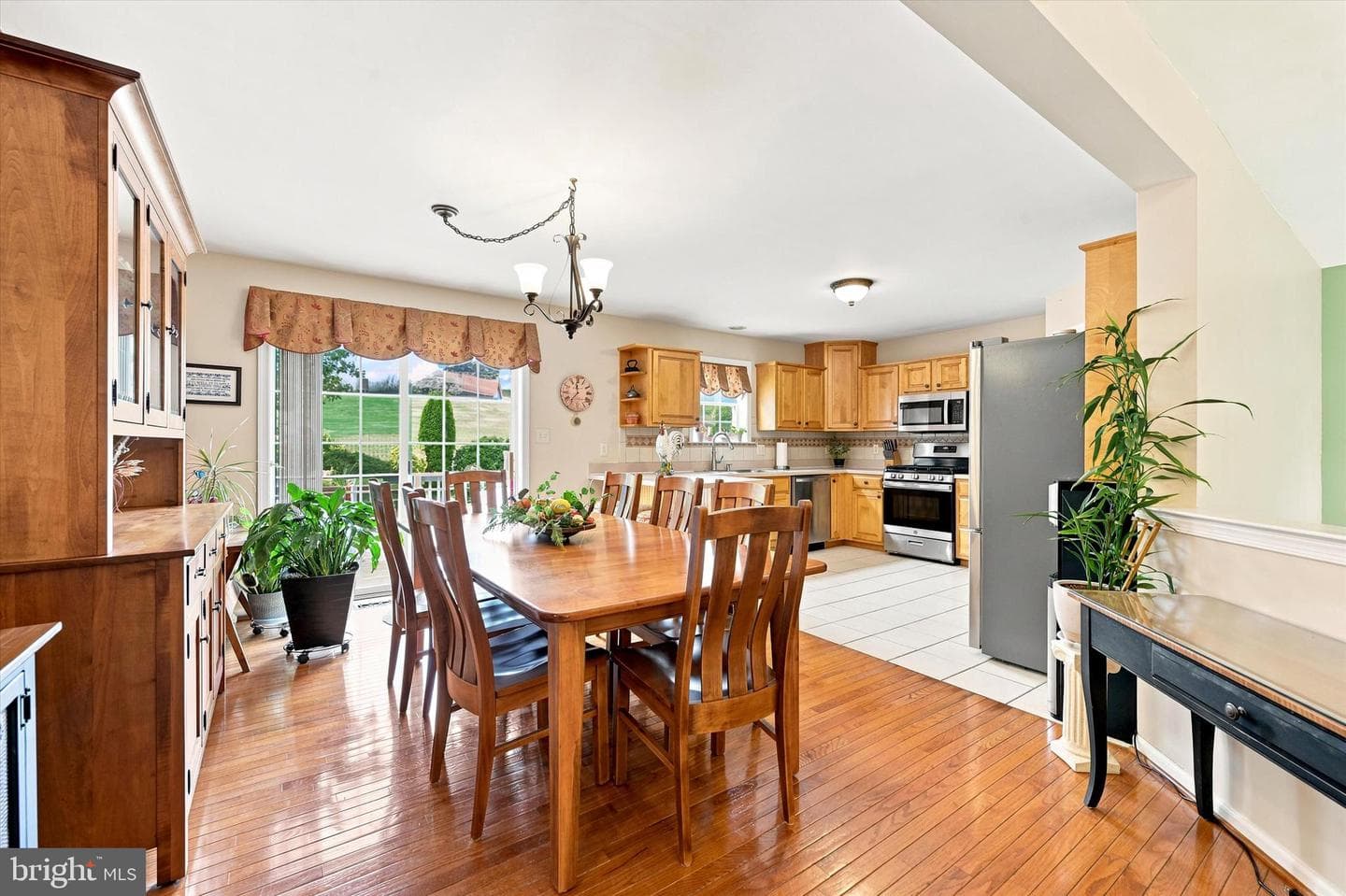 121 Meadowview Drive photo 6