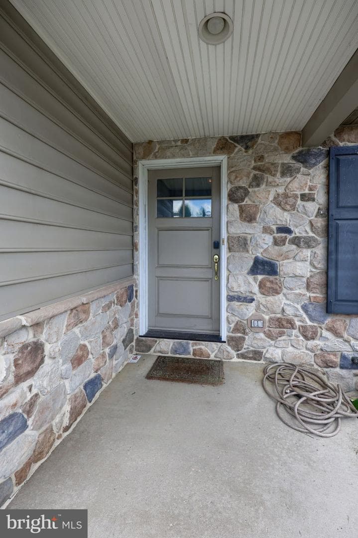 39 Toll Gate Station, Lancaster