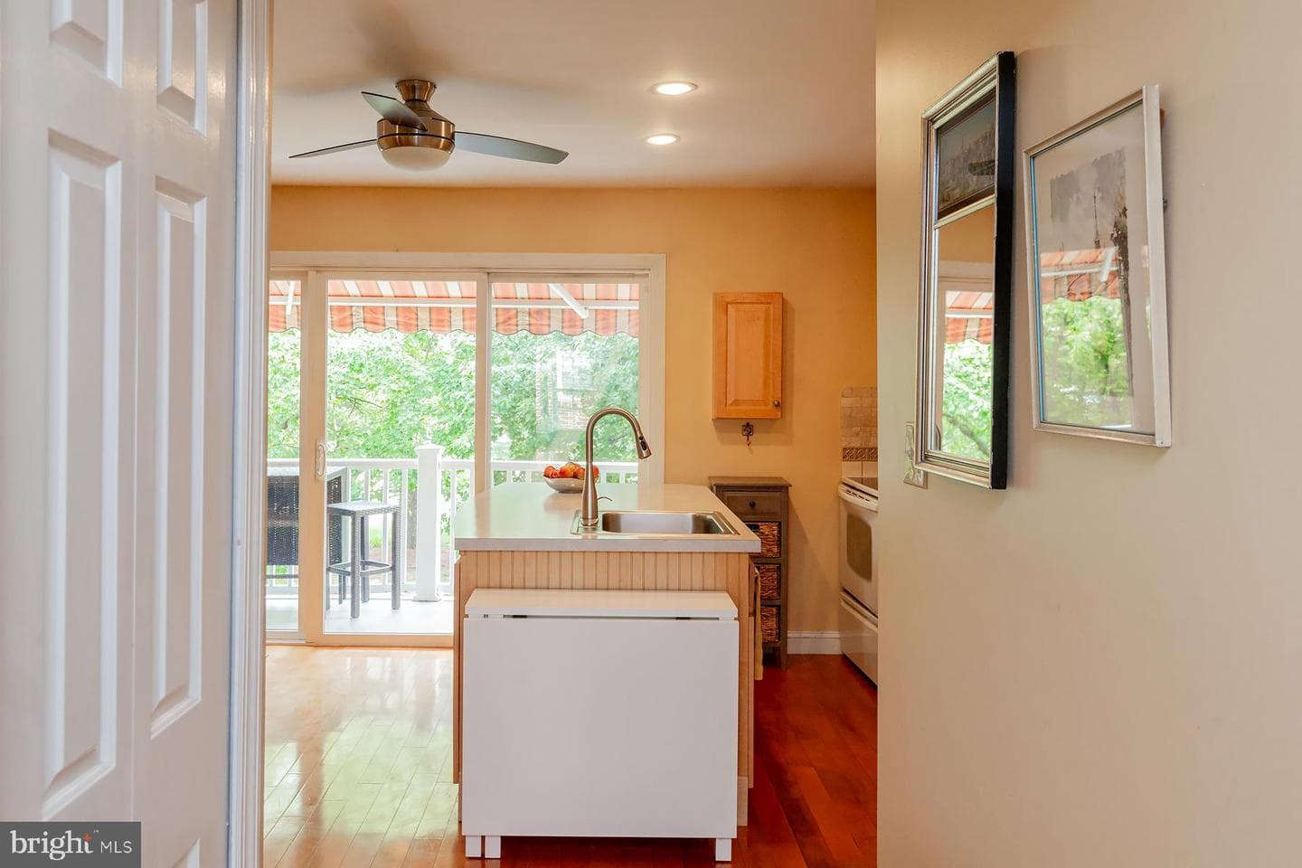 359 N Arch Street photo 19