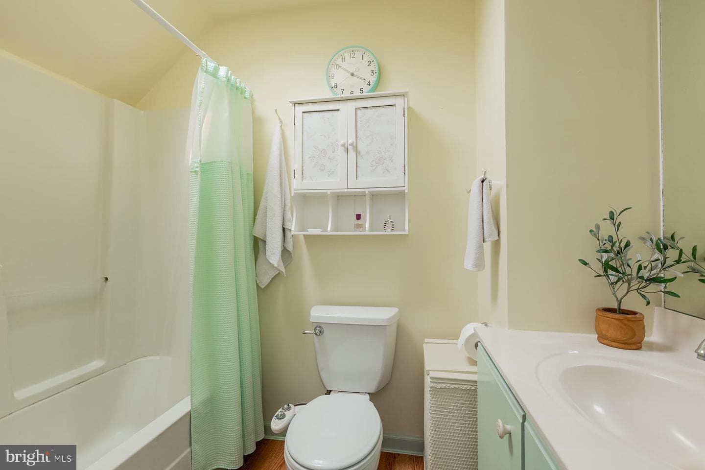 359 N Arch Street photo 45
