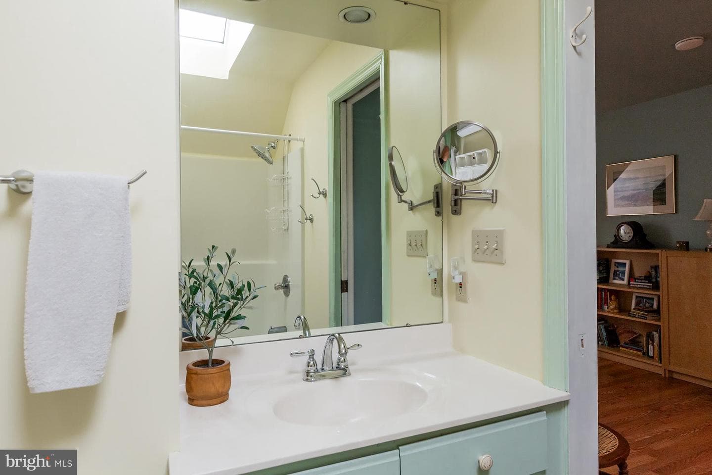 359 N Arch Street photo 47