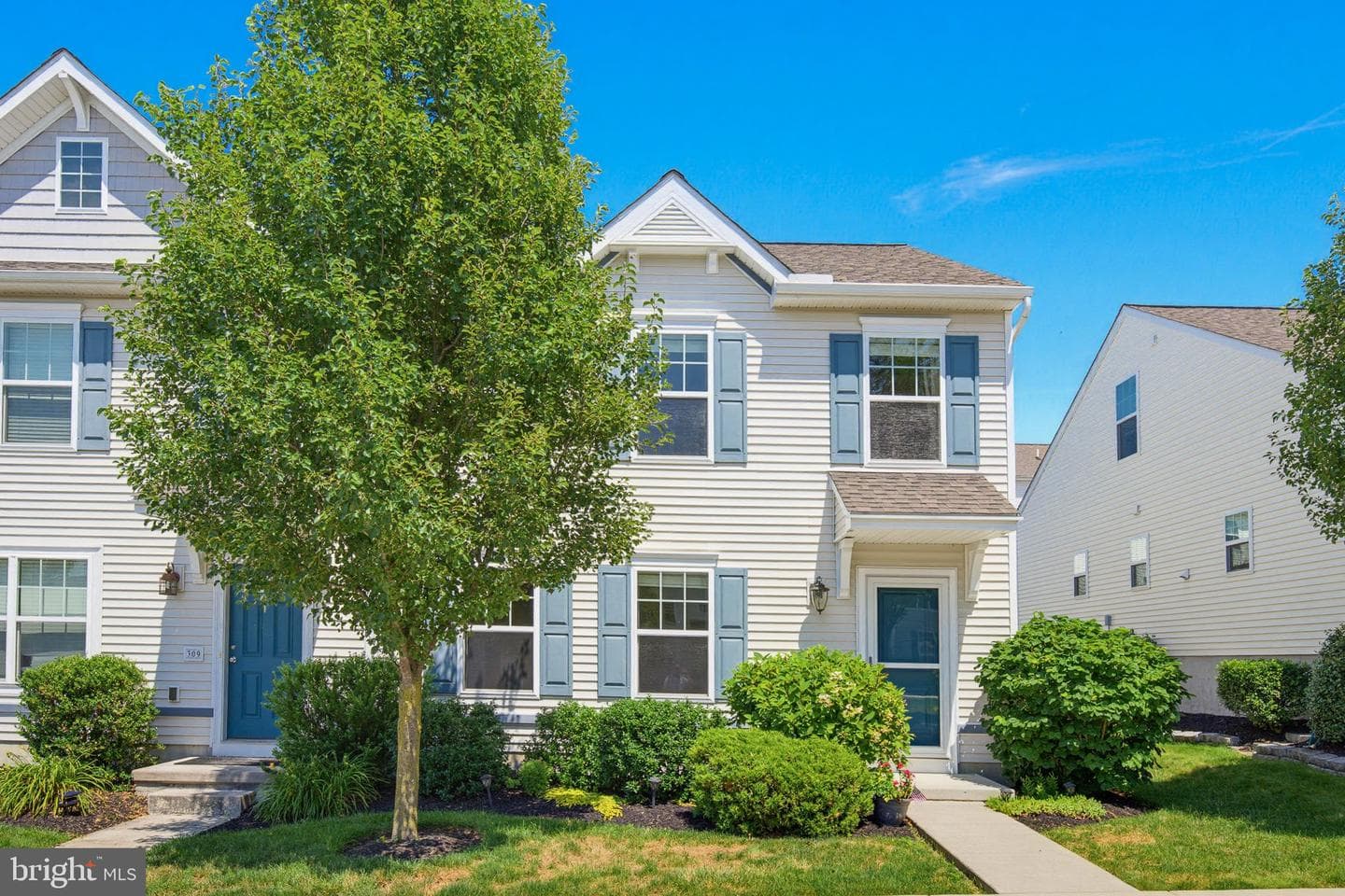 307 Cabot Circle photo 34