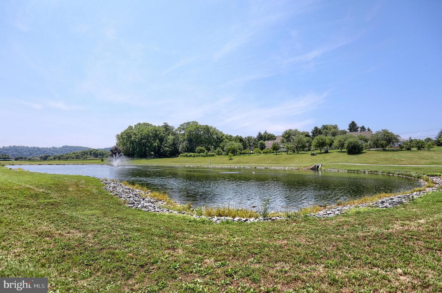 320 Ashley Drive photo 46