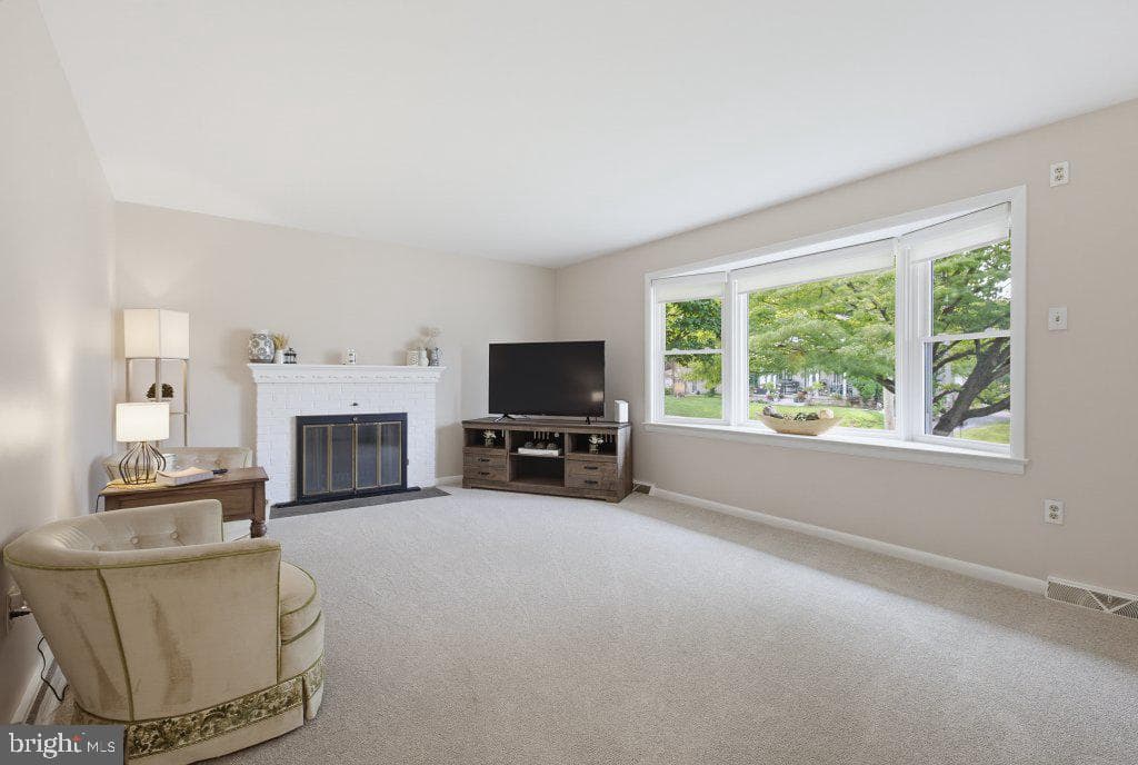 107 E Penn Grant Road photo 8