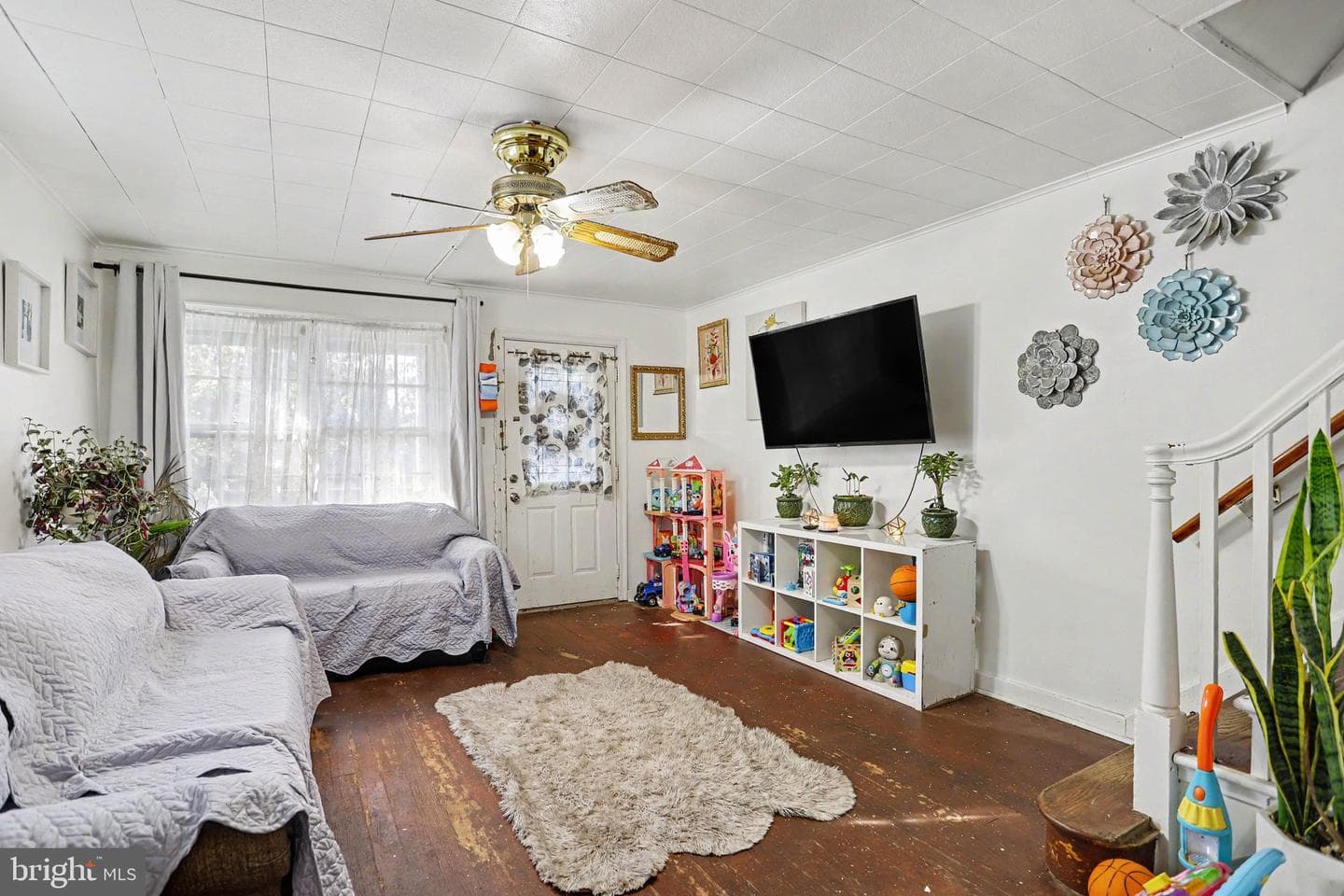 239 Locust Street photo 6