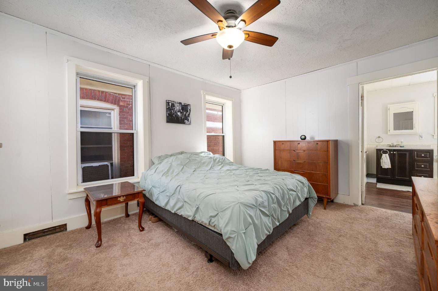 254 Duke Street photo 13