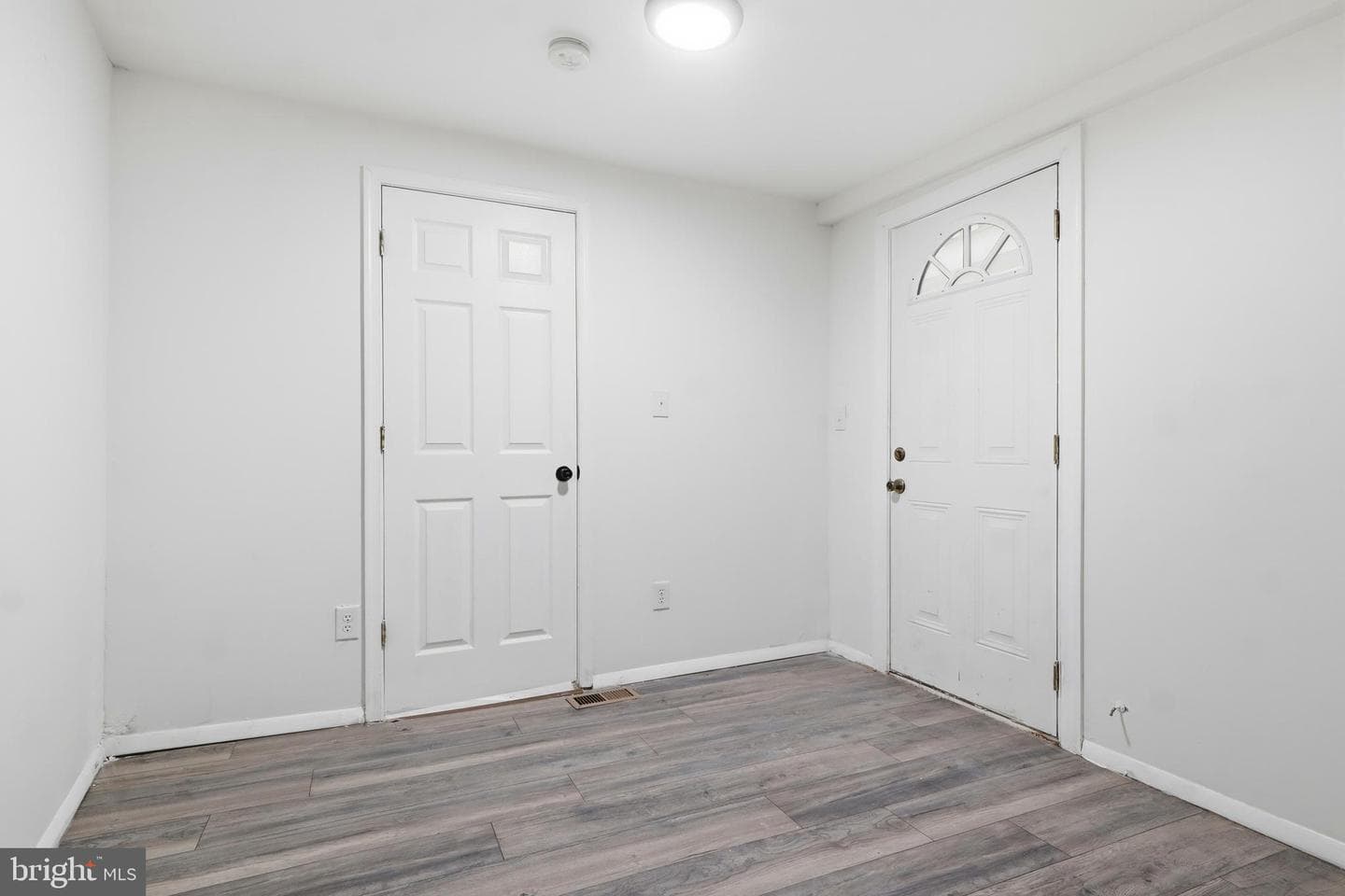 238 S 4th Street photo 15