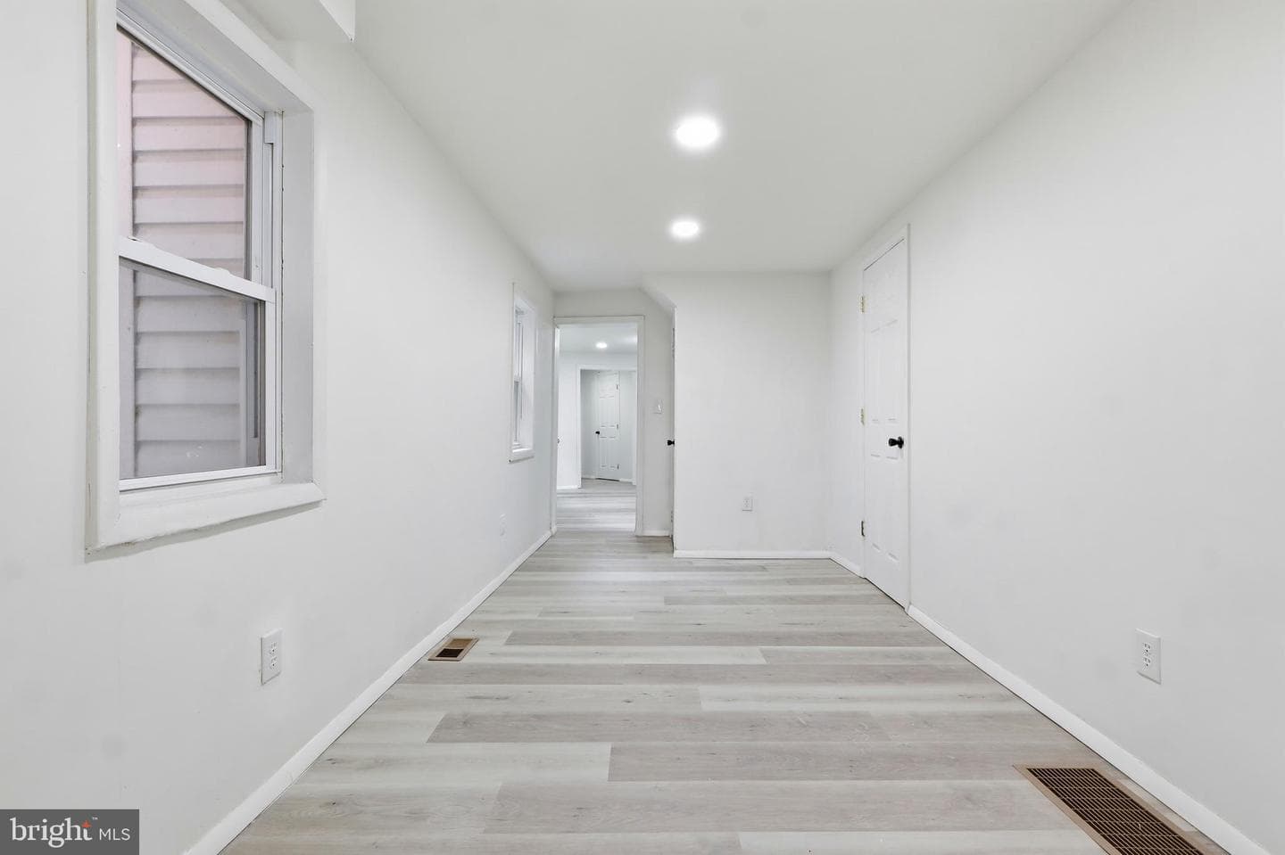 238 S 4th Street photo 7
