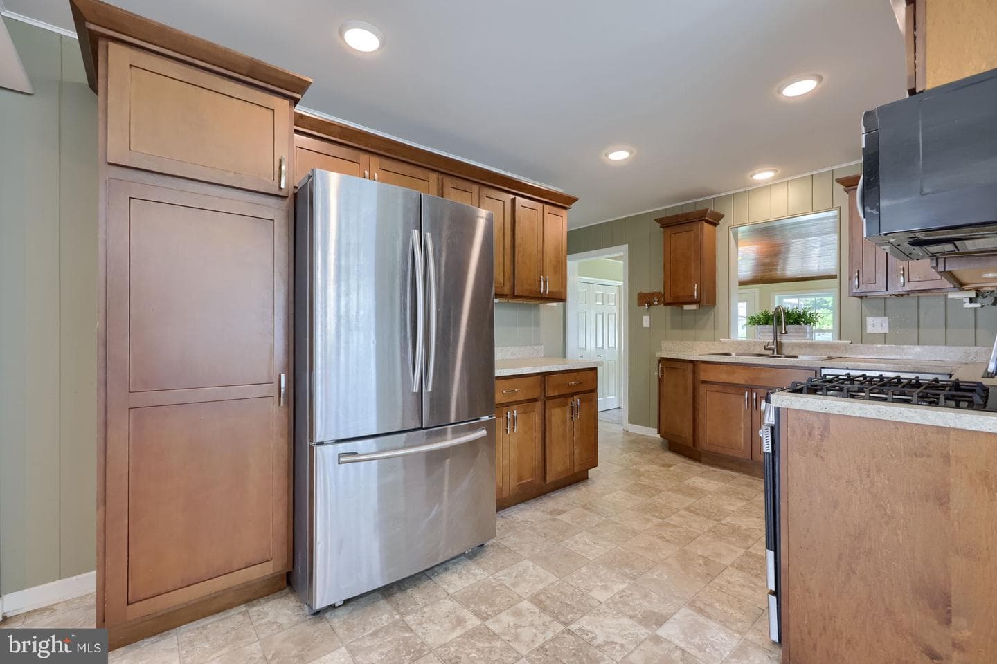 201 W Frederick Street photo 14