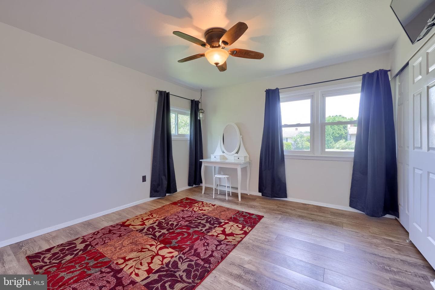 2742 Chapel Road photo 10