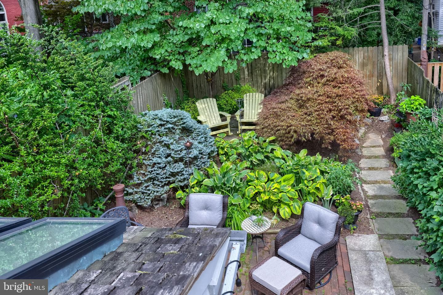 233 N Mary Street photo 36